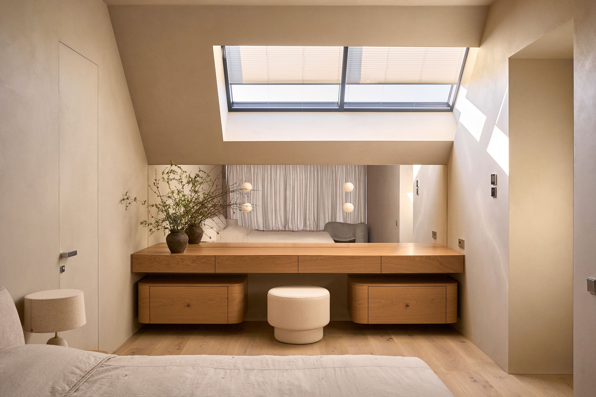 Shift house